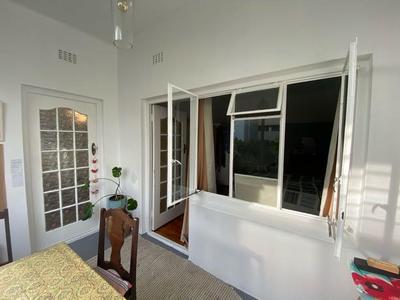 Apartment / Flat For Rent in Green Point, Cape Town