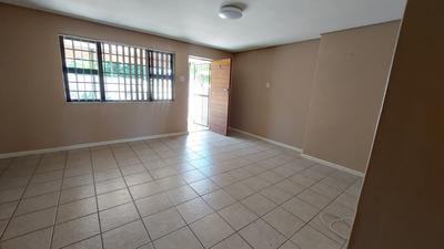 Cluster House For Rent in Panorama, Parow